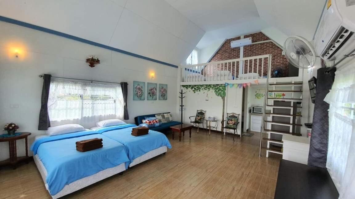 Villa Tip House Amphoe Amphoe Khao Kho Exterior foto